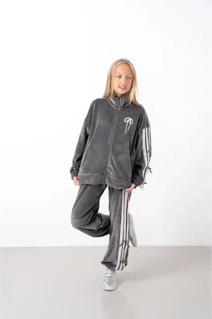 7906 Velvet Girl's Suit