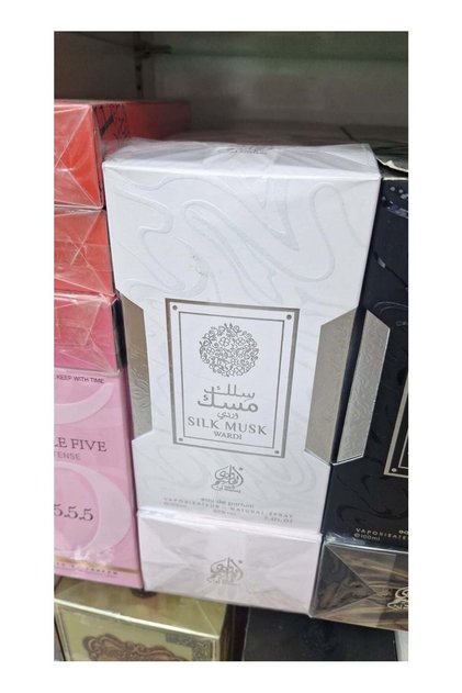 عطر سلك مسك وردي ١٠٠ مل