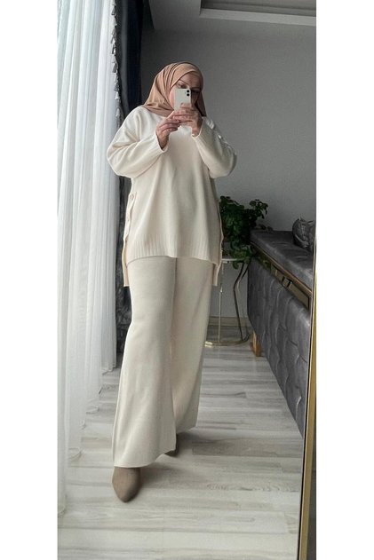 Yandan Buttoned Knitwear Set