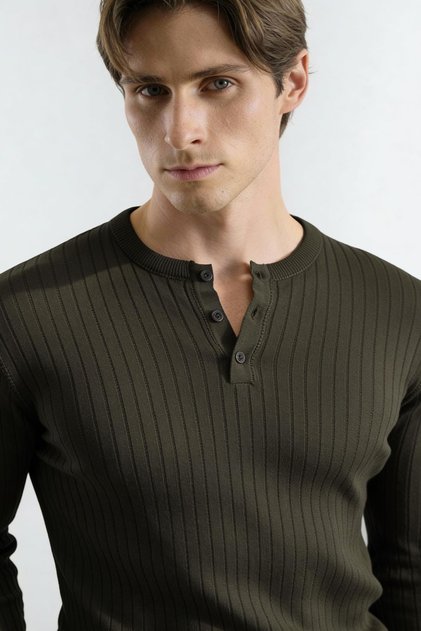 Men's Slim Fit Buttoned Khaki Knitwear