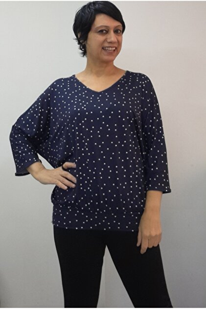 Tricou din viscoză bumbac moale cu decolteu în V cu buline bleumarin, cu mâneci trei sferturi, cu maneci cu manșete