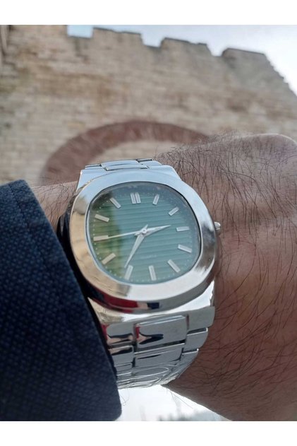 Pate Model Steel Strap Men's Wristwatch - Silver Case - Silver Color Strap - Green Color Dial