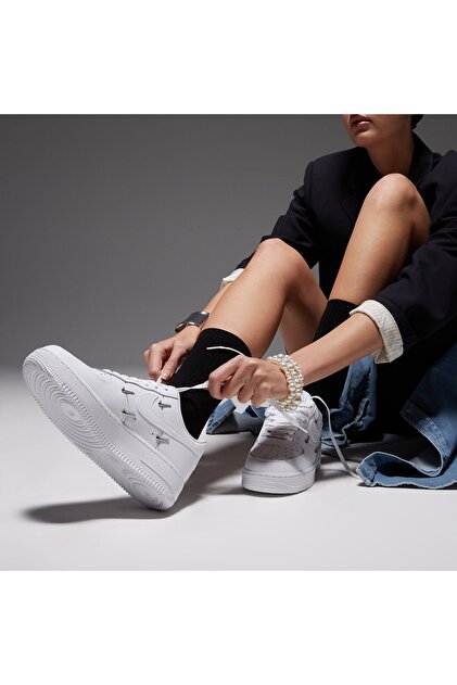 Nike Air Force 1 '07 LX ''Metallic Swoosh Details'' Kadın Sneaker