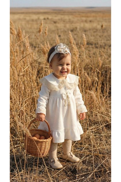 FİYONK DETAYLI VINTAGE JAKARLI WAFFLE PREMIUM BEBEK ELBİSESİ VE SAÇ BANDI SETİ