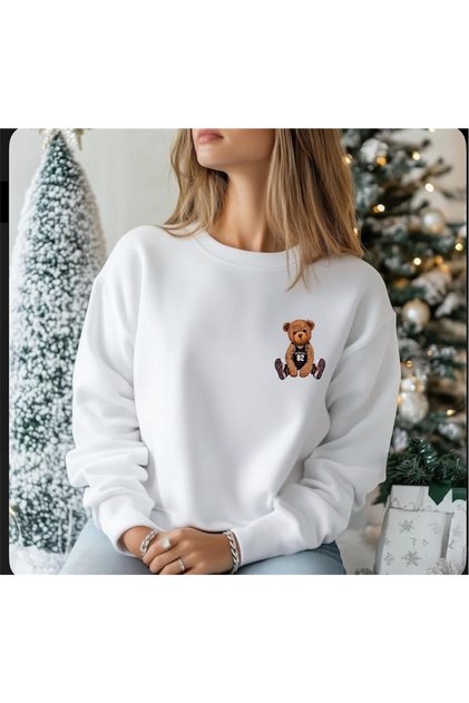 Oversized Perfect Fit for Both Women and Men with the Teddy Bear Print.