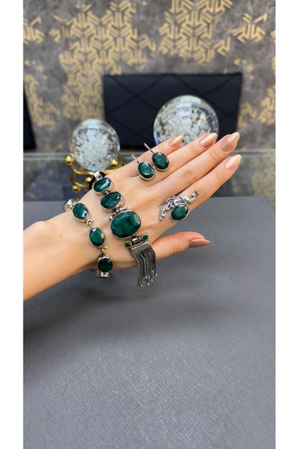 Zümrüt taşlı otantik gümüş set