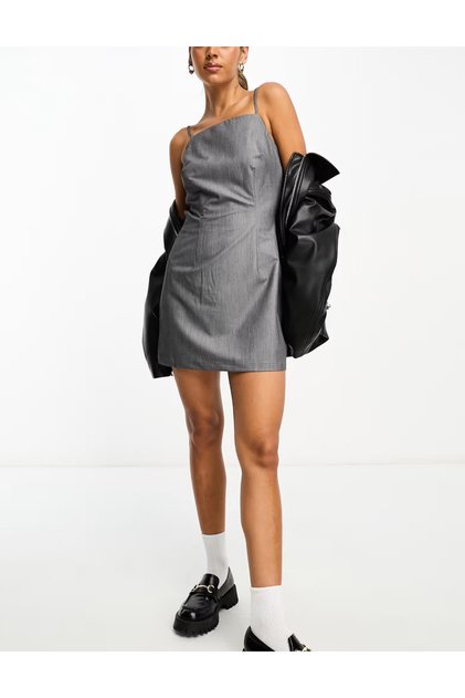 Rochie scurta, Gri