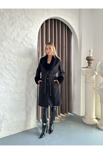 Long Faux Fur Detailed Coat