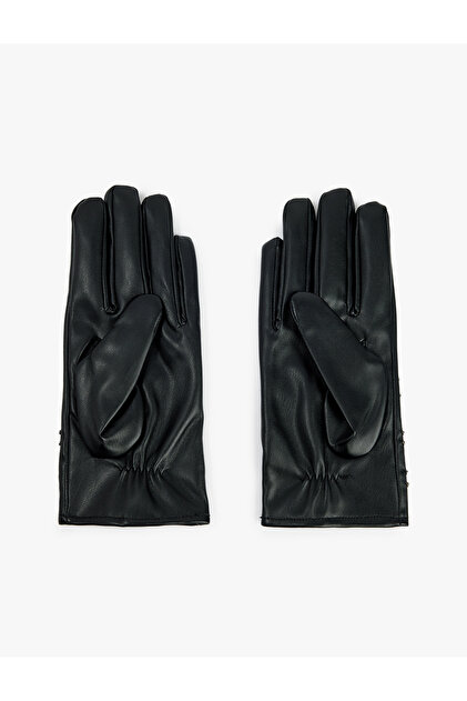 Star Shaped Faux Leather Gloves with Metal Accessories