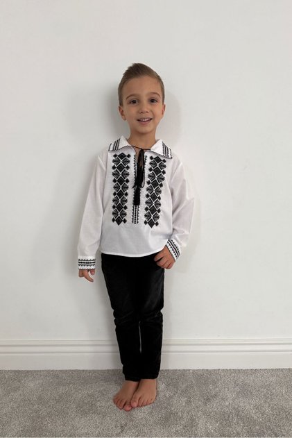 Ie baiat Noah