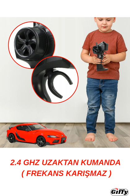 giffy Oyuncak 1:24 Ölçek 4x4 Uzaktan Kumandalı Işıklı Drift