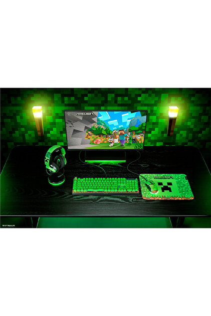 RAZER BlackWidow V4 X Minecraft Edition Green Switch Kablolu