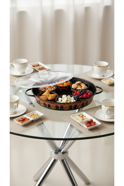 Breakfast tray with lid and serving bowls