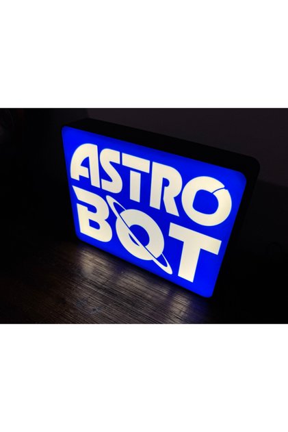 Astro Bot Gece & Masa Lambası