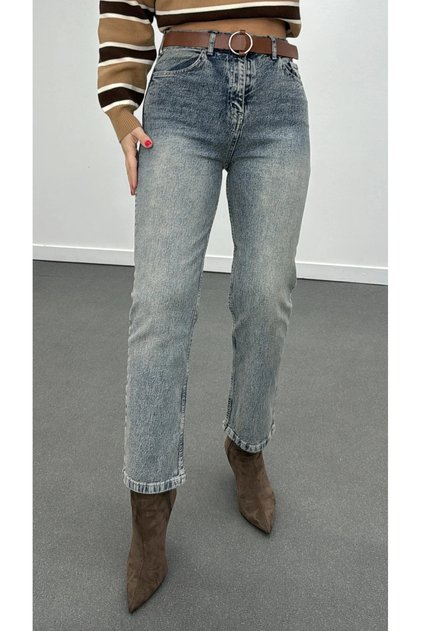 Women's Belted Smoked Gray Boy Fit Stretch Fabric Stretch Jeans