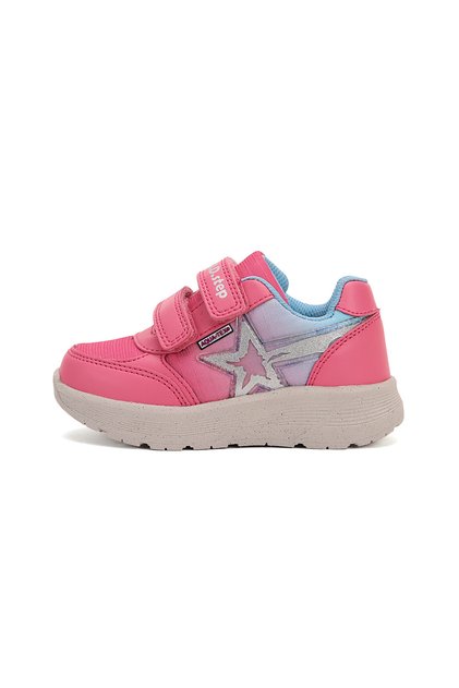 Αδιαπέραστο από Adidas