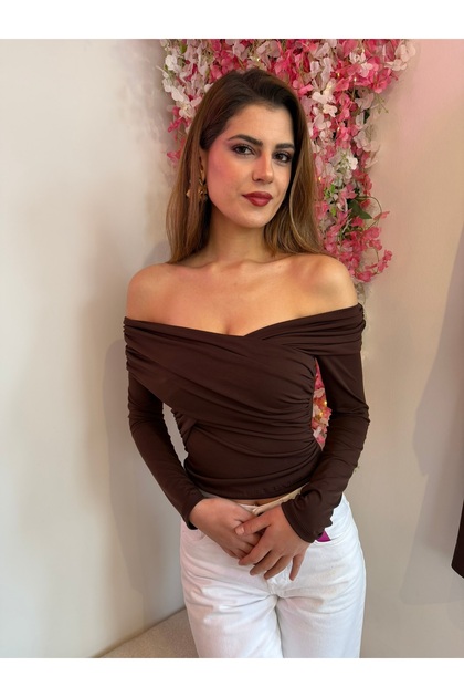 Çapraz Omuz Açık Bluz