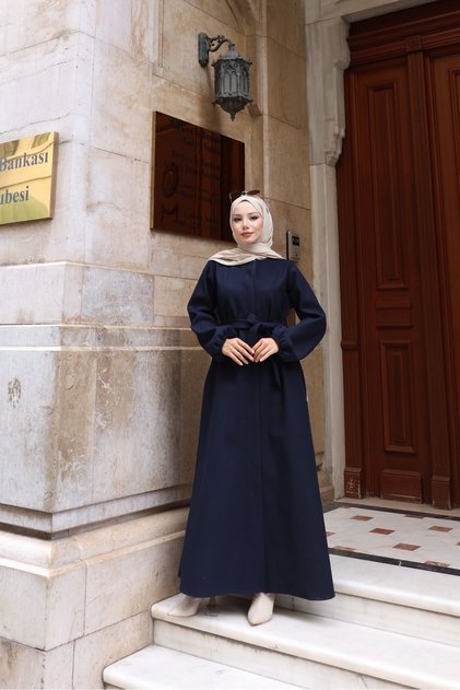 Sade Gizli Fermuarlı Tam Boy Tesettür Kaşe Kaban
