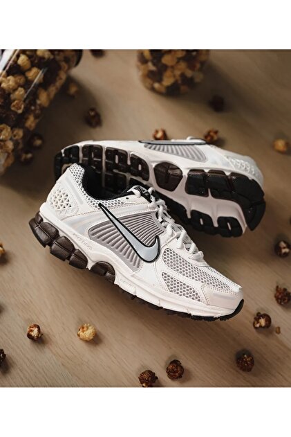 Nike ZOOM VOMERO 5 ERKEK SNEAKER AYAKKABI-SPORTXOUTLET - Fiyatı