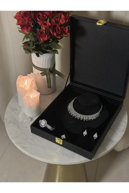 Accessory set with watch A1069