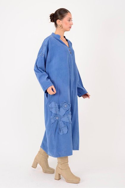 11444 ROCHIE DE CATIFELĂ CU DETALII DE PIELE DE PIELE DE CĂPĂTĂ, CU DETALII DE FLORELE LOVA