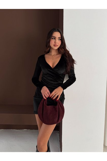 kadife elbise