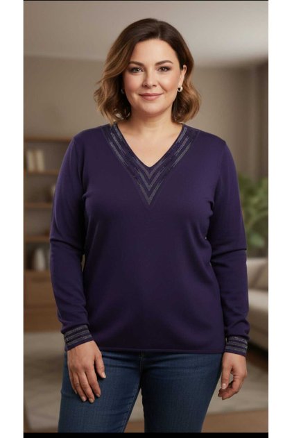 Long Sleeve V-Necklace with Embroidered Clover Tricot Bluse