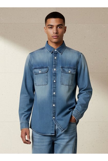 Men Regular Fit Collared Long Sleeves Reef Denim Shirt