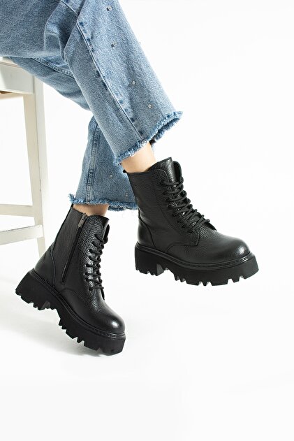 Willa Women's Black Thick Soled Lace-Up Boots