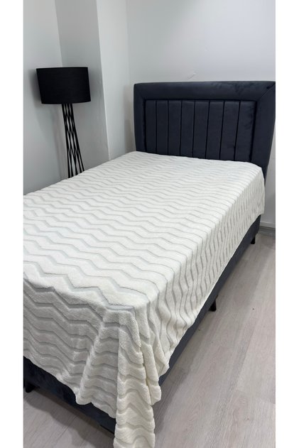 Single Bedspread 180cm X 250cm