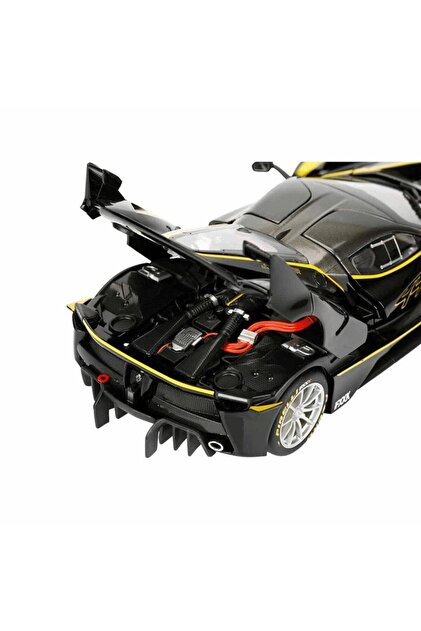 ミニカー Bburago Signature Series FXX K EVO 1/18 Bburago（ブラーゴ） セール！ Burago 1/18 Ferrari FXX K EVO レッド ミニカー