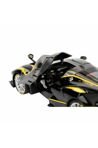 BBURAGO Signature Series 1/18 Ferrari FXX K Evo Siyah Sarı Diecast