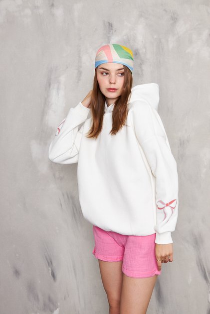 New Season Ecru Oversize Ribbon Sweatshirt