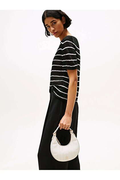 Tommy Hilfiger Th Feminine Moon Crossover Kadın Ekru Çanta