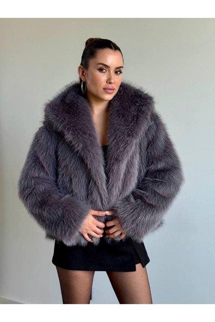 Soft-Touch Oversized Premium Faux Fur Plush Coat
