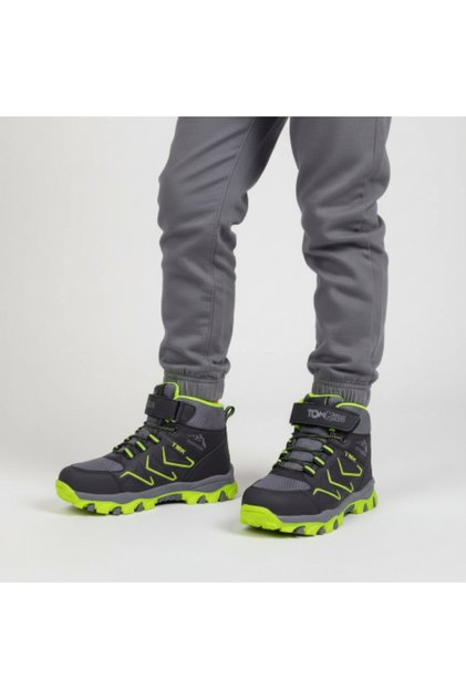 Boys' Lightweight and Flexible Warm-Lined Tracking Outdoor Boots