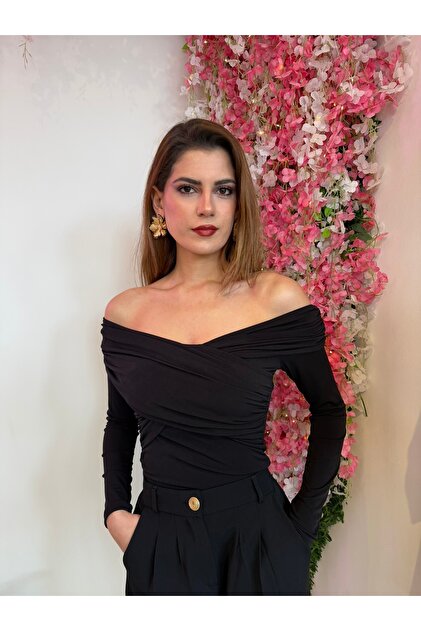 Çapraz Omuz Açık Bluz