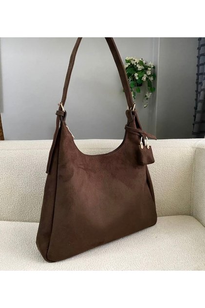 Women's Suede Look Charm Detailed Bitter Brown New Season Shoulder Bag