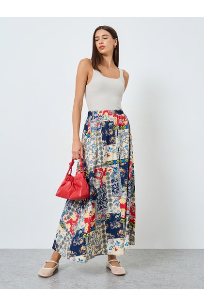 All-Over Printed Elastic Waist Skirt