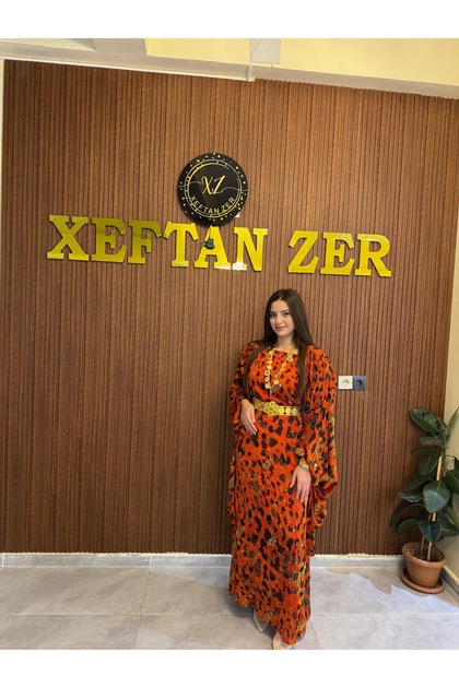 Özel taş işlemli turuncu kaftan modeli