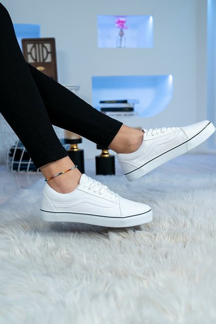Vns Old School Unisex Sports Shoes Casual Cloth Shoes White