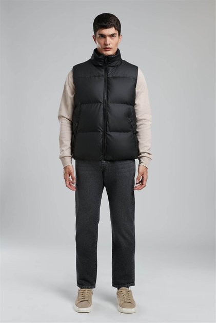 Elmer Mock Neck vest black