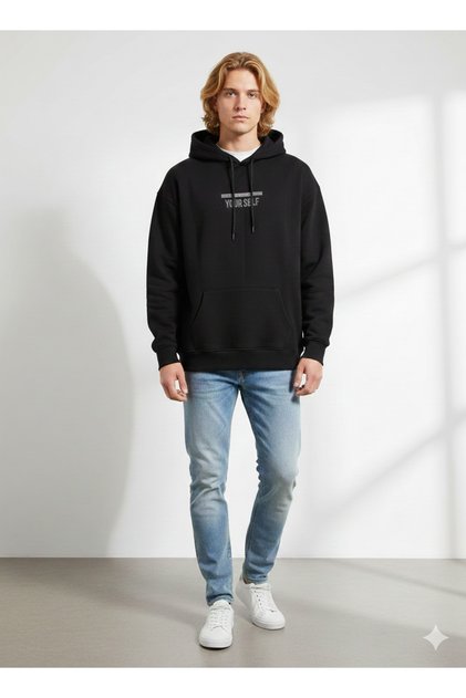 Unisex 3-thread k Hooded soft touch b Printed pocket detailed sweatshirt