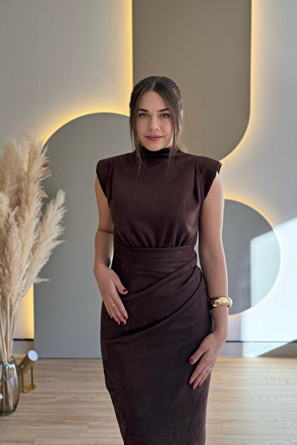 Aventien Shoulder Pad Pcs Draped Suede Brown Midi Dress- Trendyol