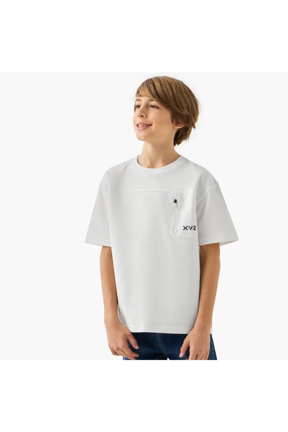 Solid T-shirt with Pocket Detail and Short Sleeves