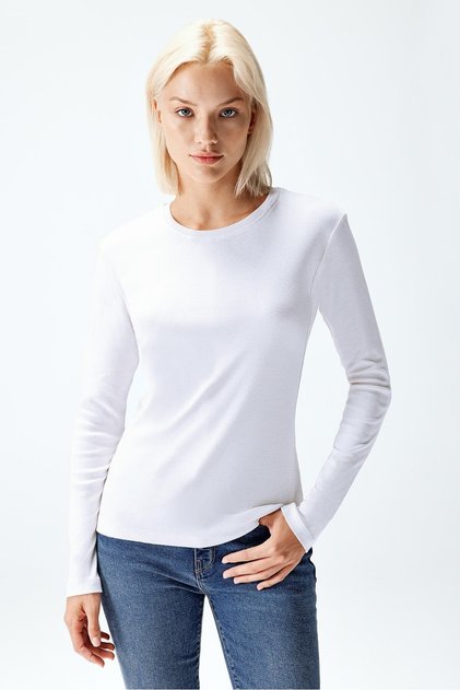 Women's Long Sleeve T-Shirt White Color