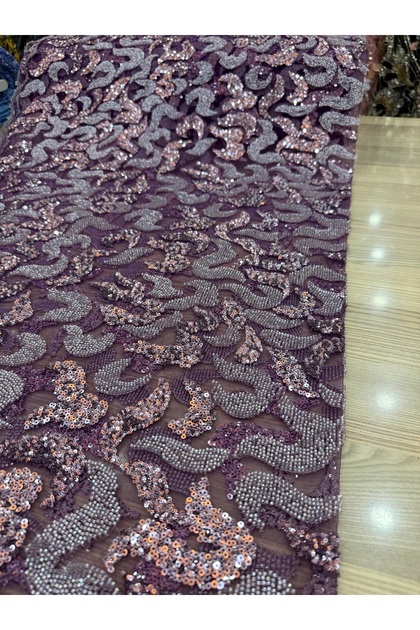Yoğun boncuk ve payet işlemeli dantel (100x150cm)