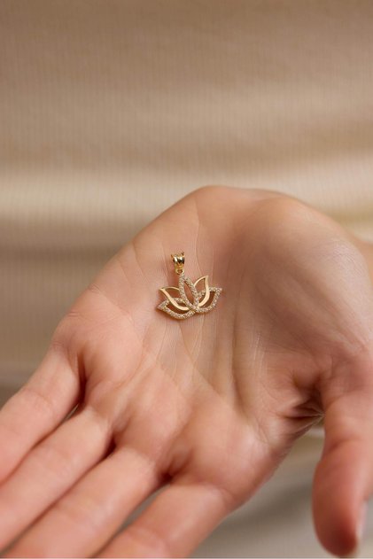 14 Ayar Lotus Altın Kolye Ucu