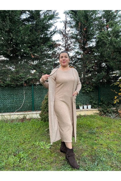 Yumoş Kumaş Tek Parça Hırkalı Elbise