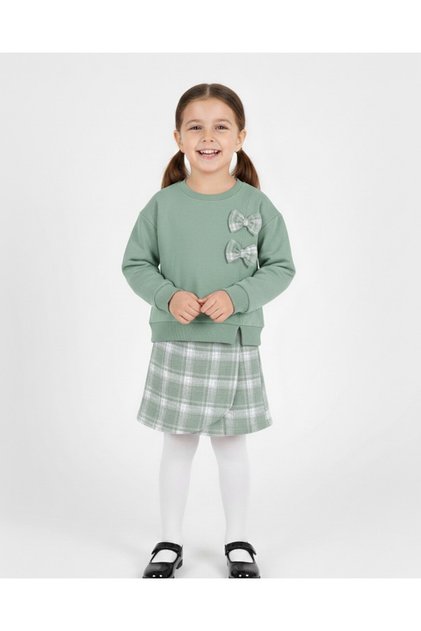 Girl's 5-6-7-8-9 Year Old Stylish Holiday Outfit Set with Bow Detail Blouse and Velvet Shorts Skirt